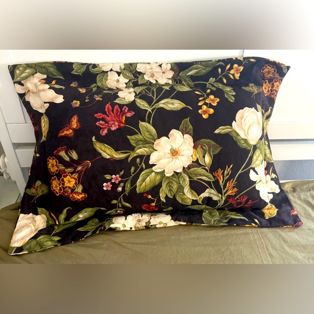 Bed sham: Gorgeous floral broadcloth with black background